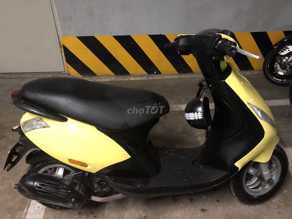 Xe máy Piaggio Zip màu vàng cho nữ. Mua bán Xe máy tại Quận Hai Bà Trưng Hà Nội được đăng bởi mari time hình 3