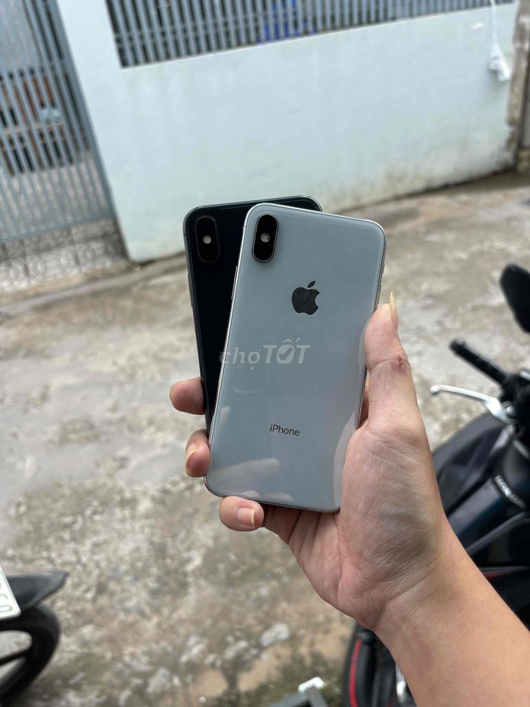 Apple iPhone X 64GB Đen, Bạc Cũ. Mua bán Điện thoại tại Quận Ninh Kiều Cần Thơ được đăng bởi Quốc Thắng hình 1