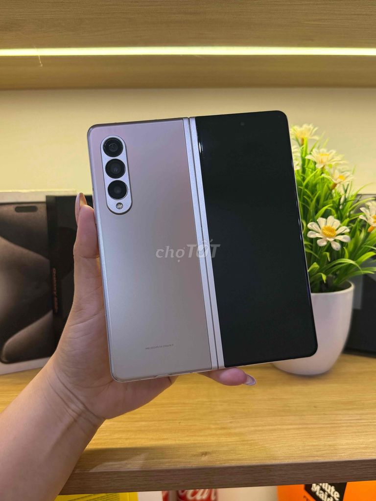 Samsung Galaxy Z Fold3 256GB Vàng hồng. Mua bán Điện thoại tại Quận Tân Phú Tp Hồ Chí Minh được đăng bởi Nguyễn Hoàng Quyên hình 1