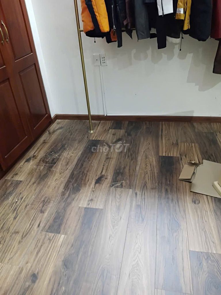 SÀN GỖ KHÁNG NƯỚC - CHUYÊN LÁT NHÀ PHỐ, CHUNG CƯ. Mua bán Nội thất, đồ gia dụng khác tại Quận Bình Tân Tp Hồ Chí Minh được đăng bởi Hoàng Phát Decor hình 1