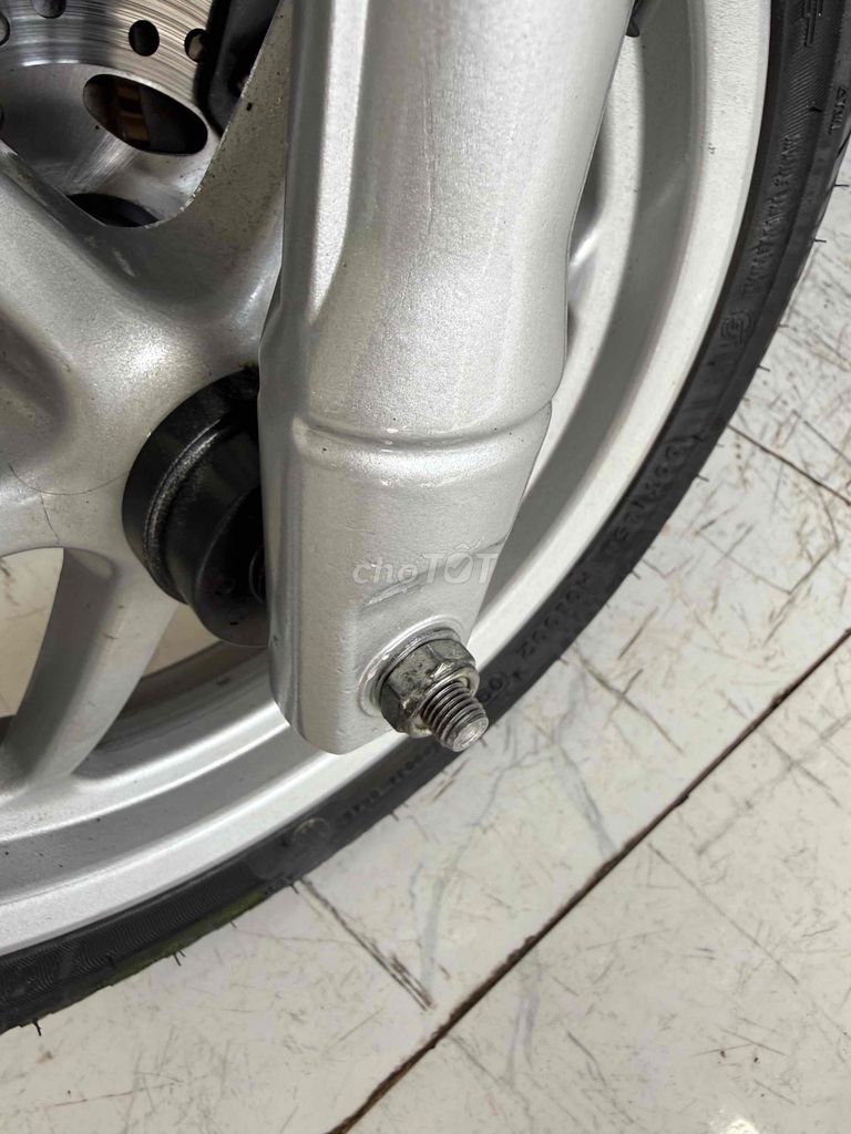 GRANDE 2016. Xe Zin Êm Đẹp - Máy Zin Cực Êm - 68. Mua bán Xe máy tại Thành phố Rạch Giá Kiên Giang được đăng bởi XE MÁY CŨ TÂN 128 hình 8