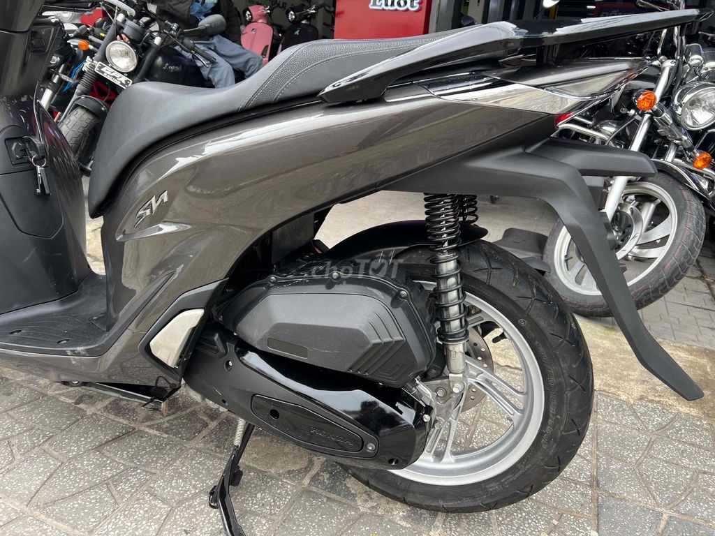 Sh 150 ABS 2022❇️Đồng Moto Đà Lạt❇️. Mua bán Xe máy tại Thành phố Đà Lạt Lâm Đồng được đăng bởi ĐỒNG MOTOR 2  cá nhân hình 4