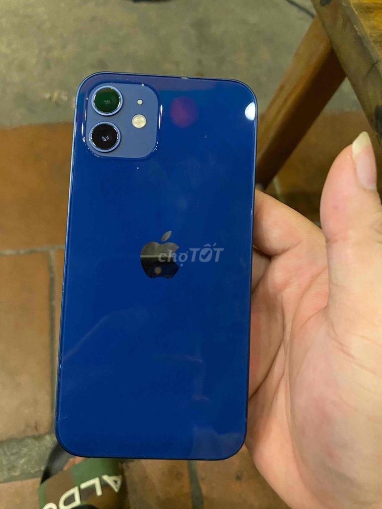 Apple iPhone 12 64GB Xanh dương. Mua bán Điện thoại tại Quận Tân Phú Tp Hồ Chí Minh được đăng bởi Nguyễn Bình Trọng hình 1