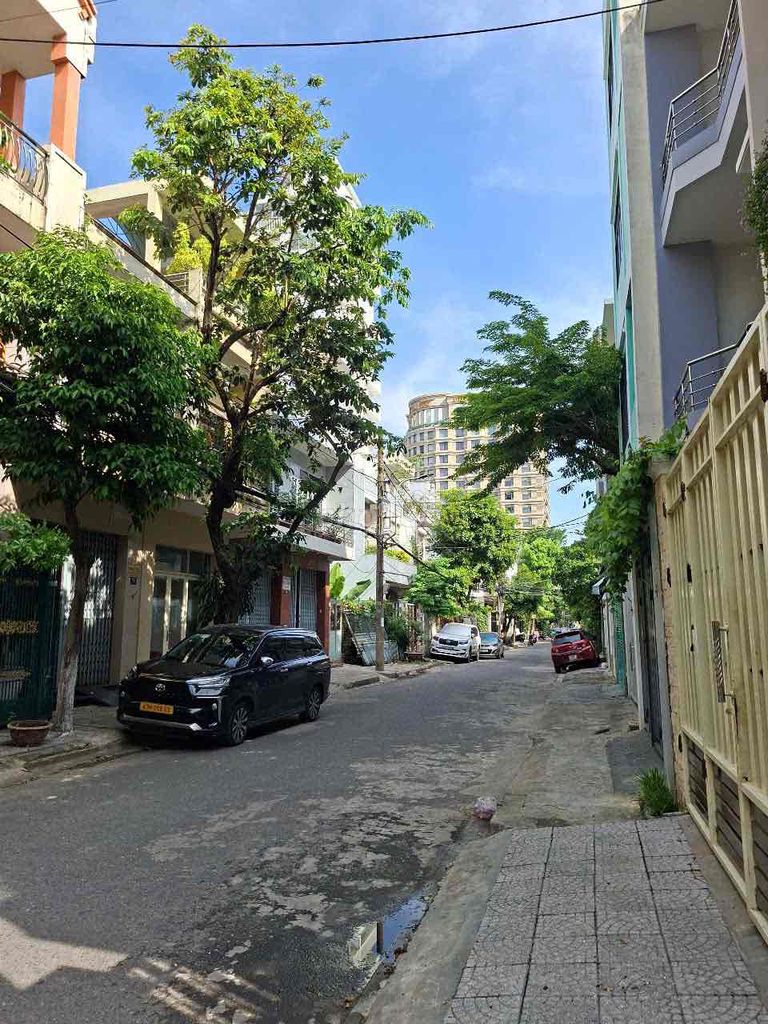 🧧 Bán nhà kiệt ô tô Núi Thành thông ra đường 2 tháng 9. Mua bán nhà ở tại Quận Hải Châu Đà Nẵng được đăng bởi Biển Mỹ Khê Đà Nẵng hình 1