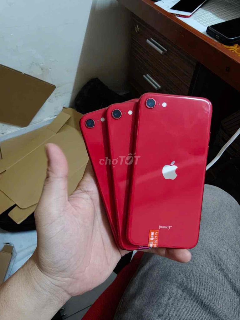 iPhone SE 2 128GB Đỏ 98%. Mua bán Điện thoại tại Quận 11 Tp Hồ Chí Minh được đăng bởi Nguyễn Thị Mỹ An hình 1