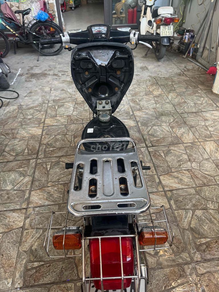 Cup 82/50/96 huyền thoại. Mua bán Xe máy tại Quận Hoàng Mai Hà Nội được đăng bởi trung kien hình 4