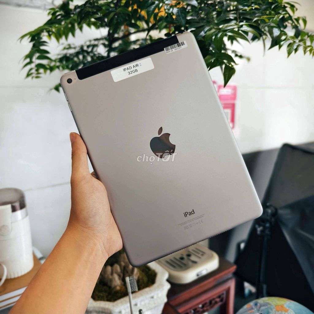 Apple iPad Air 2 32GB màu xám. Mua bán Máy tính bảng tại Quận 8 Tp Hồ Chí Minh được đăng bởi vỏ tân hình 1
