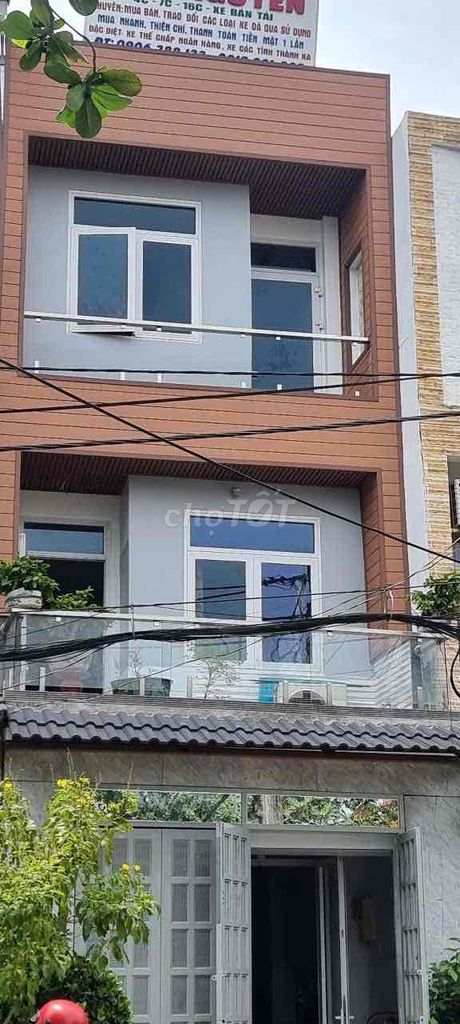 Đi nước định cư nước ngoài cần bán gấp nhà mặt tiền 1 trệt 2 lâu nhà