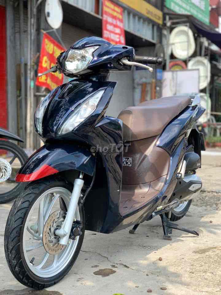 Bán xe vision bản cá tính máy zin sơn zin đủ chìa. Mua bán Xe máy tại Huyện Thanh Trì Hà Nội được đăng bởi xe máy chính hãng hình 3