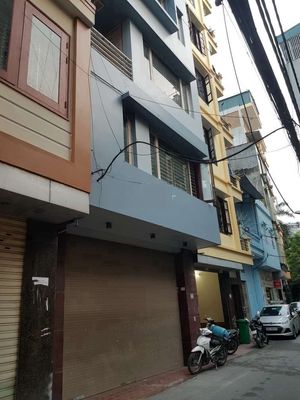 Nhà 17B ngõ 30 phố Nguyễn Thị Định, Diện tích 50m2 x 5 tầng, Mt 4m