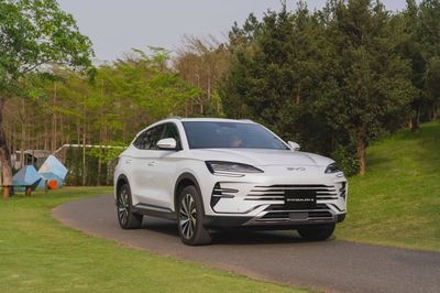 BYD Sealion 6 Premium 2026 Trắng giao ngay tháng 5
