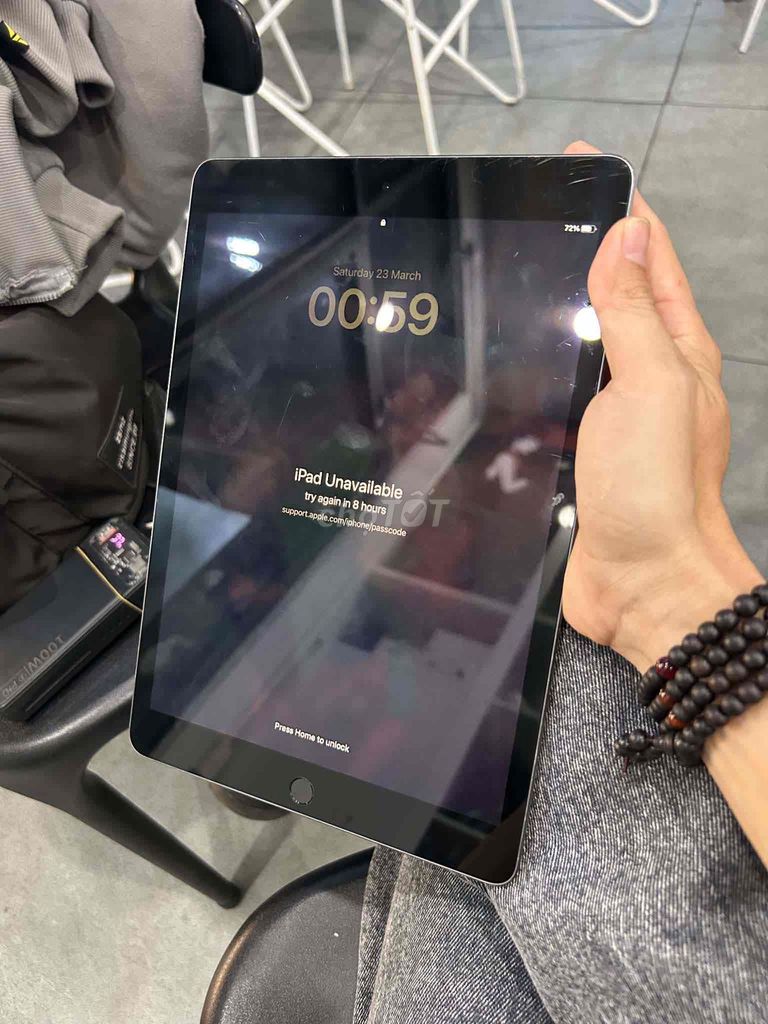 xác iPad Gen 9 Xám. Mua bán Máy tính bảng tại Huyện Bình Chánh Tp Hồ Chí Minh được đăng bởi thanh hình 1