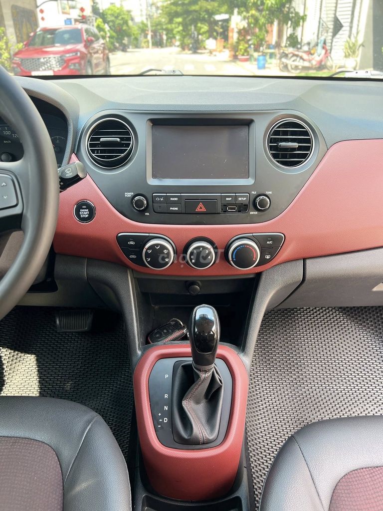 Hyundai i10 sedan 2019 số tự động máy xăng. Mua bán Ô tô tại Quận 12 Tp Hồ Chí Minh được đăng bởi Xuân Trường hình 7