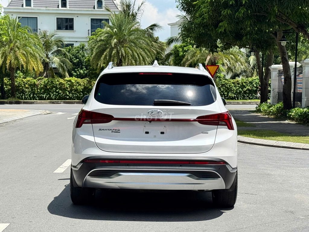 Hyundai Santafe Full xăng, đời 2021. Mua bán Ô tô tại Quận Long Biên Hà Nội được đăng bởi PHÚC LÂM  AUTO hình 7