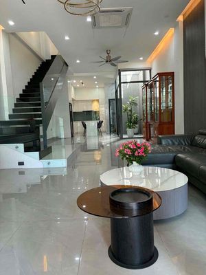 Аренда · 2 комн. · 150 м² · Quận Cẩm Lệ, ул. Đường 29 Tháng 3