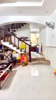 Siêu phẩm nhà 4 tầng 48m2 - Hẻm xe hơi P.11 - Dòng tiền 16tr/tháng