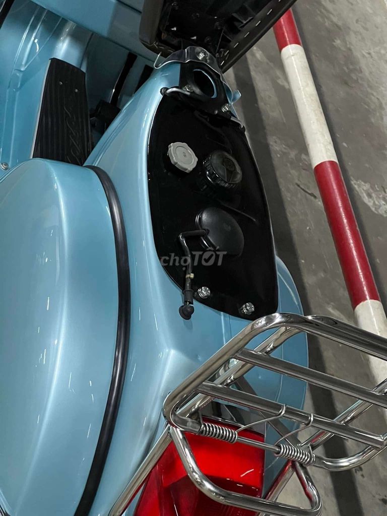 Vespa PX150 Custom 70 Years Edition 💯. Mua bán Xe máy tại Quận 6 Tp Hồ Chí Minh được đăng bởi Phát hình 7