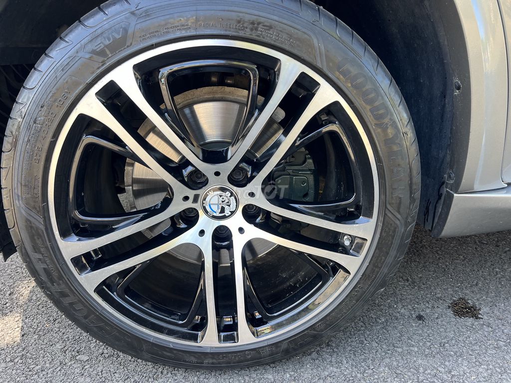 BMW X5 20***0 km. Mua bán Ô tô tại Thành phố Bảo Lộc Lâm Đồng được đăng bởi Trung tâm mua bán ÔTÔ  XE MÁY Ngọc Ánh hình 12