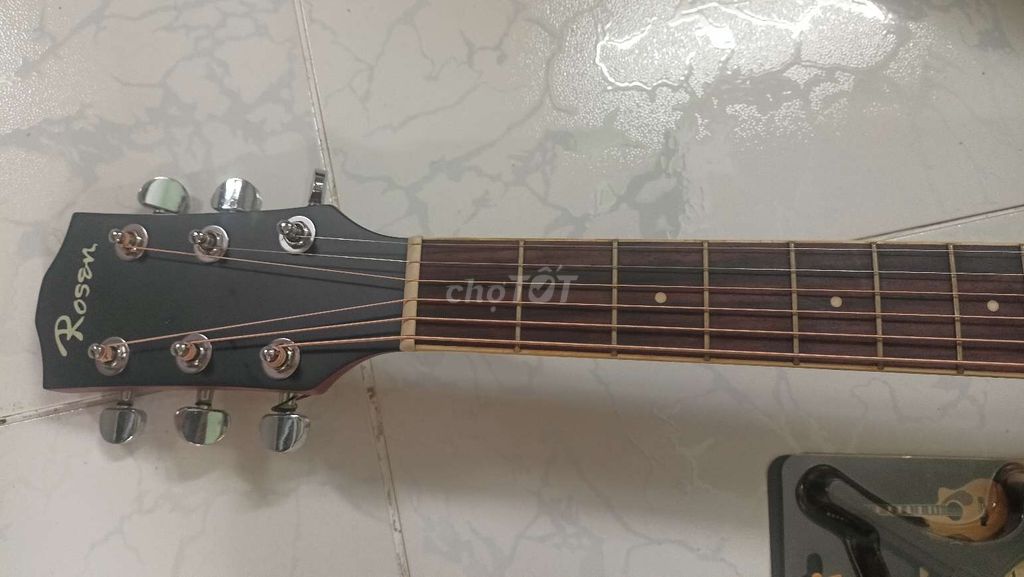 Bán đàn Guitar sử dụng vài lần