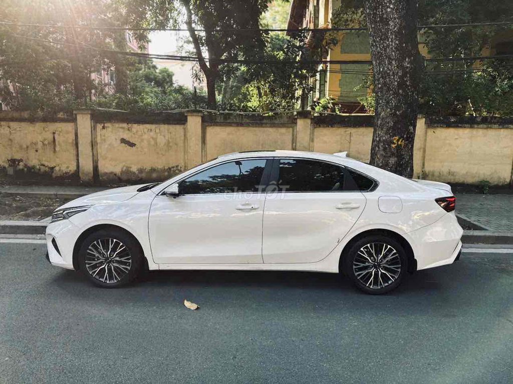 Kia K3 2022 Premium 2.0 AT - 60000 km. Mua bán Ô tô tại Quận Hoàng Mai Hà Nội được đăng bởi Cường Nguyễn hình 4