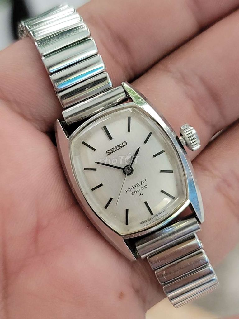 Seiko cơ cót nữ - size 22mm x 29mm