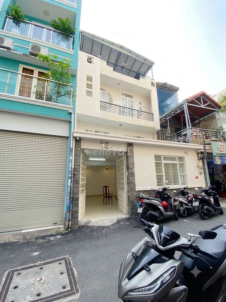 Nhà 1 trệt 2 lầu sân thượng phù hợp vừa KD vừa ở gần khu đại học lớn