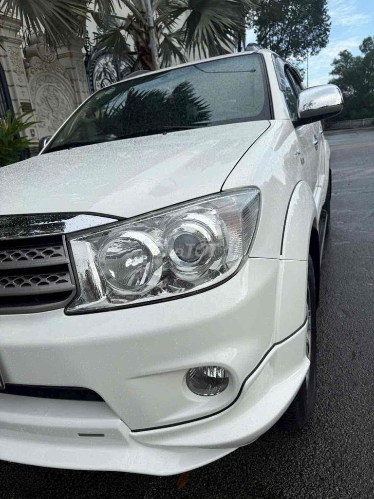 Toyota Fortuner trd 2 cầu 2011 2.7V - 43000 km. Mua bán Ô tô tại Huyện Tân Thạnh Long An được đăng bởi Dân Nguyễn công hình 3