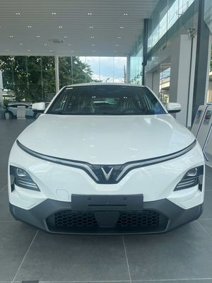 VinFast VF6 ECO Lăn bánh trả góp chỉ từ 69 triệu