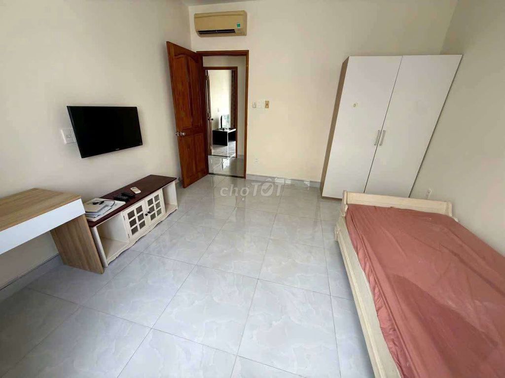 Таунхаус Mega Village Khang Dien, 75м2, 3 комнаты, готов к заселению