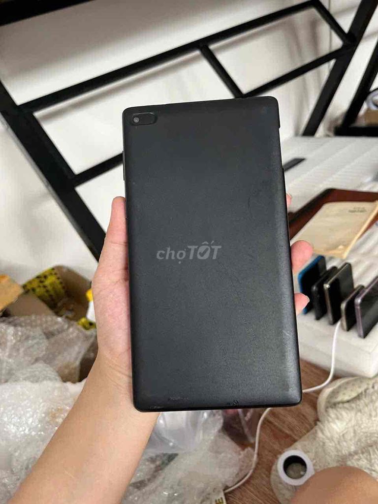 tab7,r1/16,full cn,mẻ tí góc,adr7. Mua bán Máy tính bảng tại Thành phố Thủ Dầu Một Bình Dương được đăng bởi Phước Mobile hình 1
