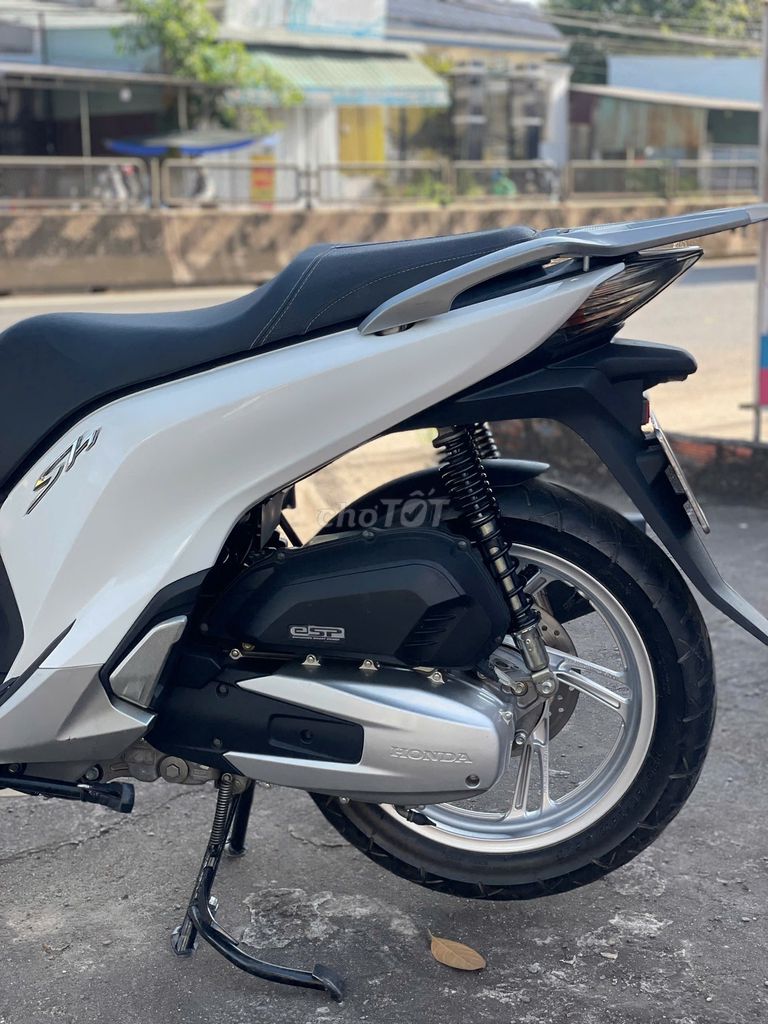 🔥SH 125 ABS 2019 – XE NHƯ MỚI, KHÔNG MỘT VẾT XƯỚC. Mua bán Xe máy tại Huyện Trảng Bom Đồng Nai được đăng bởi phương hình 10