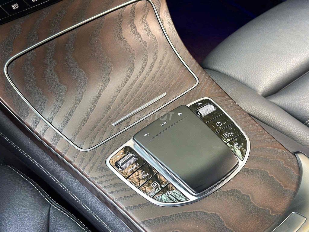 Mercedes Benz GLC 2021 200 4MATIC - 70000 km. Mua bán Ô tô tại Huyện Đông Anh Hà Nội được đăng bởi quang bảo hình 7