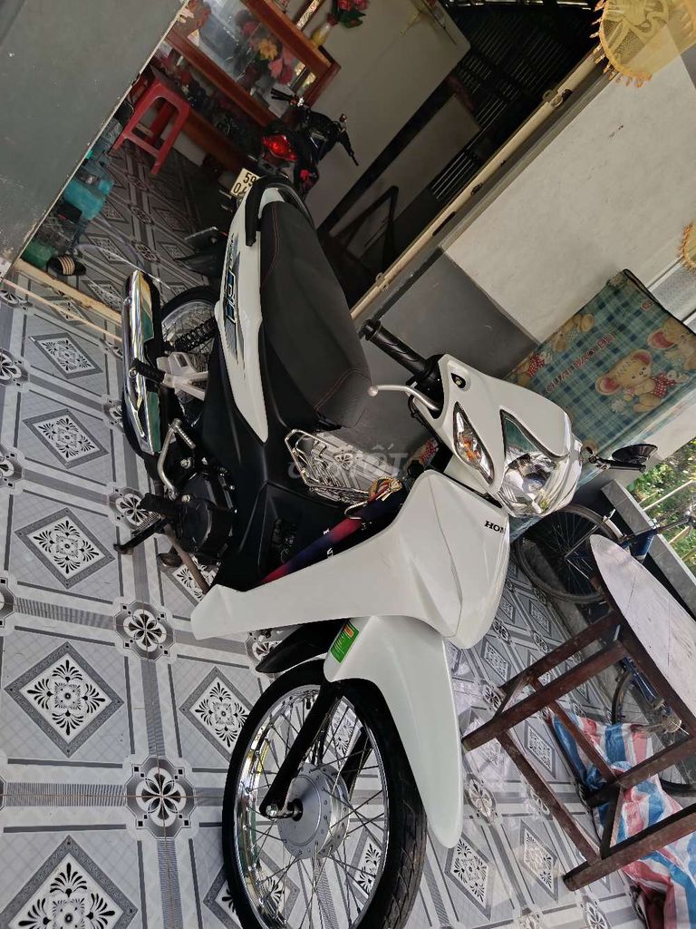 Cần bán. Mua bán Xe máy tại Huyện Giồng Riềng Kiên Giang được đăng bởi Tuan hình 5