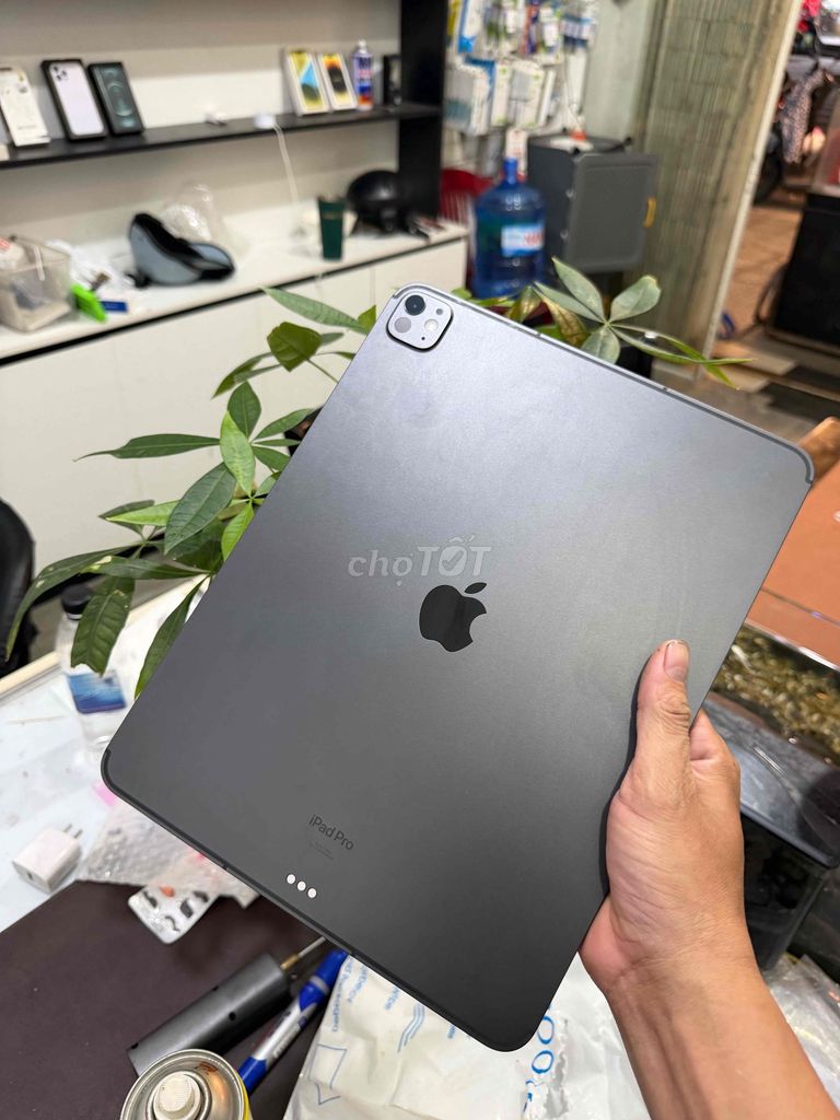 Apple iPad Pro M4 13 inch 5G Xám 97%. Mua bán Máy tính bảng tại Quận Hải Châu Đà Nẵng được đăng bởi TH hình 1