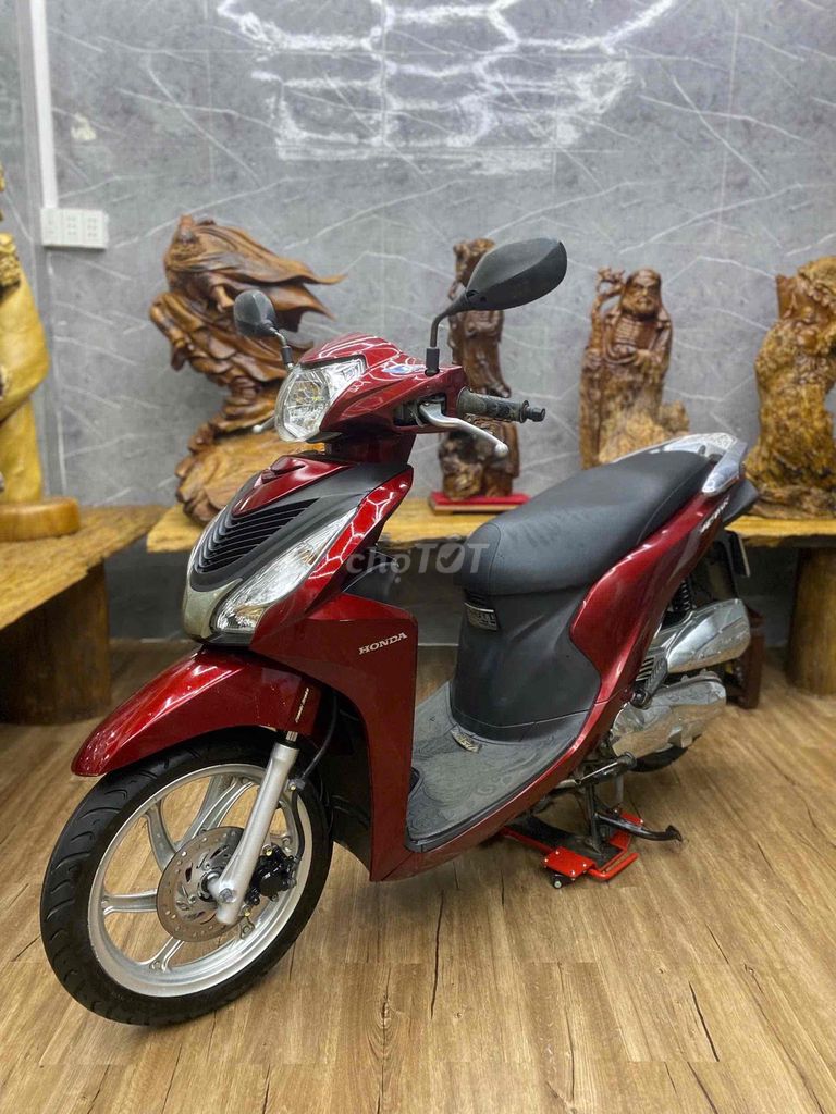 Vision đẹp, máy zin êm thì thầm bao vọt. Mua bán Xe máy tại Quận 8 Tp Hồ Chí Minh được đăng bởi Quân  hình 7