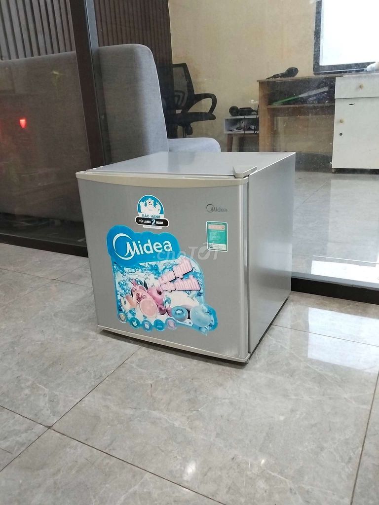 Tủ lạnh mini Midea 50L đã sử dụng. Mua bán Tủ lạnh tại Quận Liên Chiểu Đà Nẵng được đăng bởi Juby Tuấn hình 1