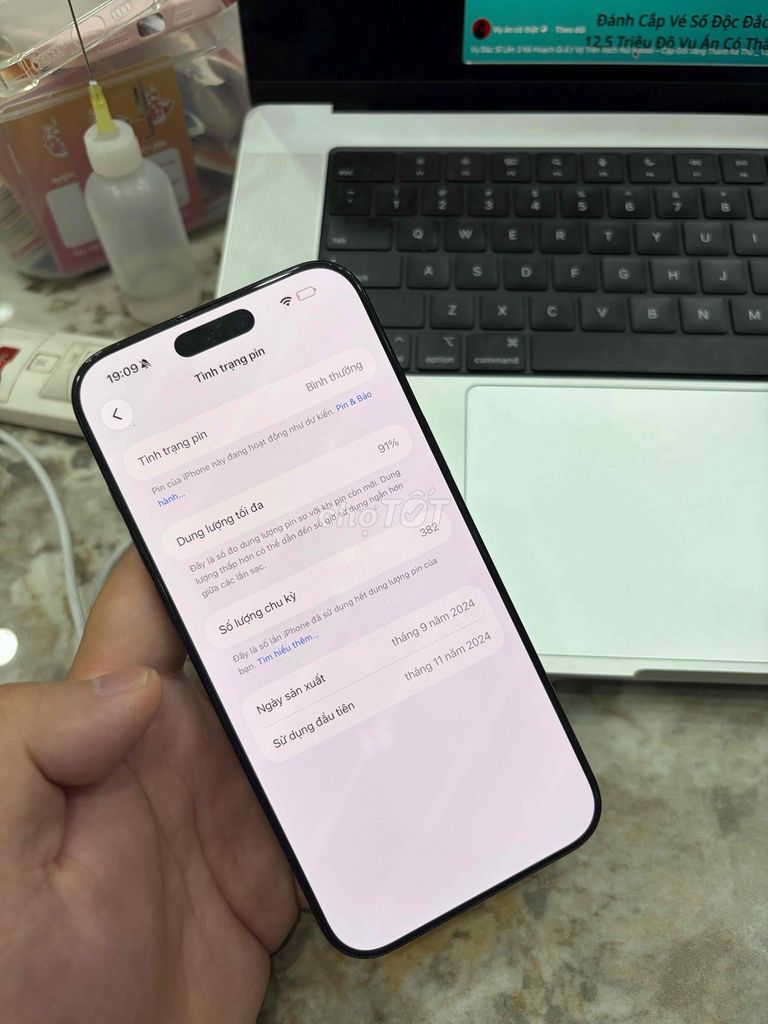 iPhone 16 Pro Max 256GB Đen Mỹ. Mua bán Điện thoại tại Huyện Thanh Trì Hà Nội được đăng bởi Đoàn Xuân Tùng hình 1