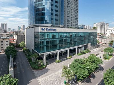 cho thuê căn hộ 3 ngủ cao cấp đường Cầu Giấy,view công viên