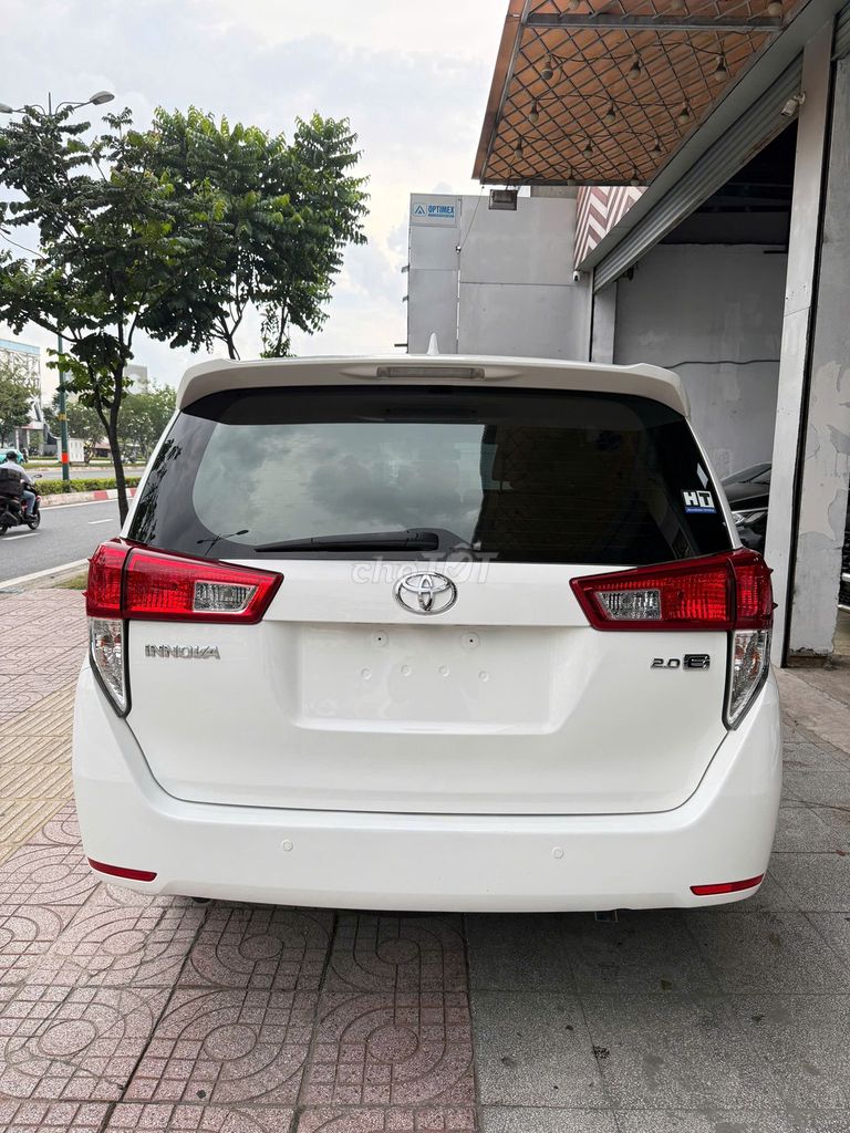 Toyota Innova 2.0E - 2020 - Trắng