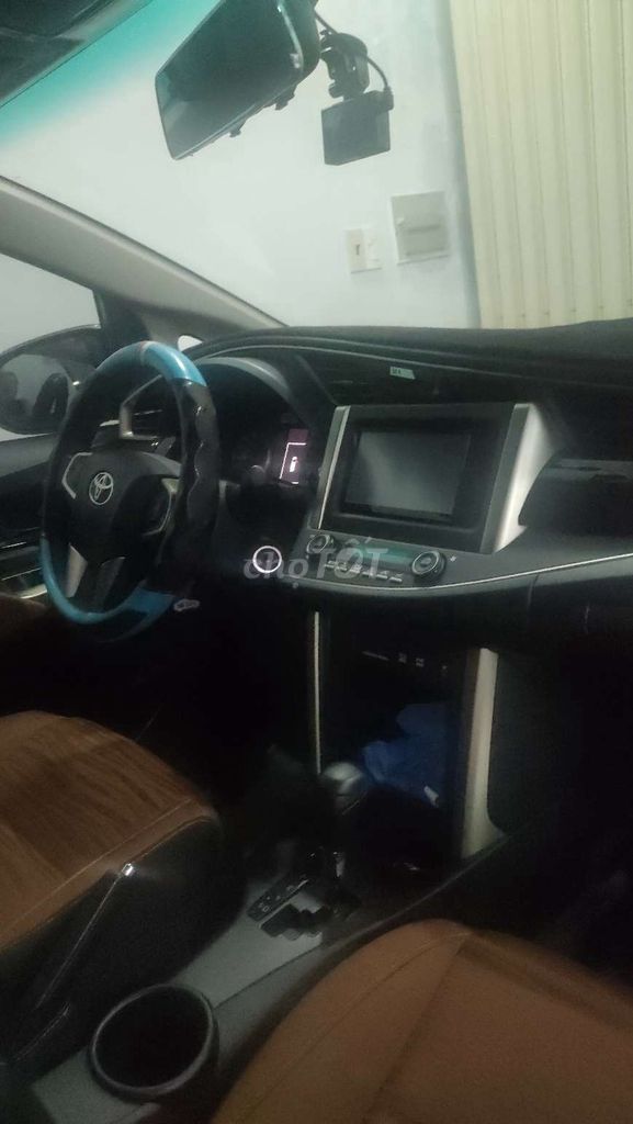 Toyota Innova 2018 2.0G - 99000 km