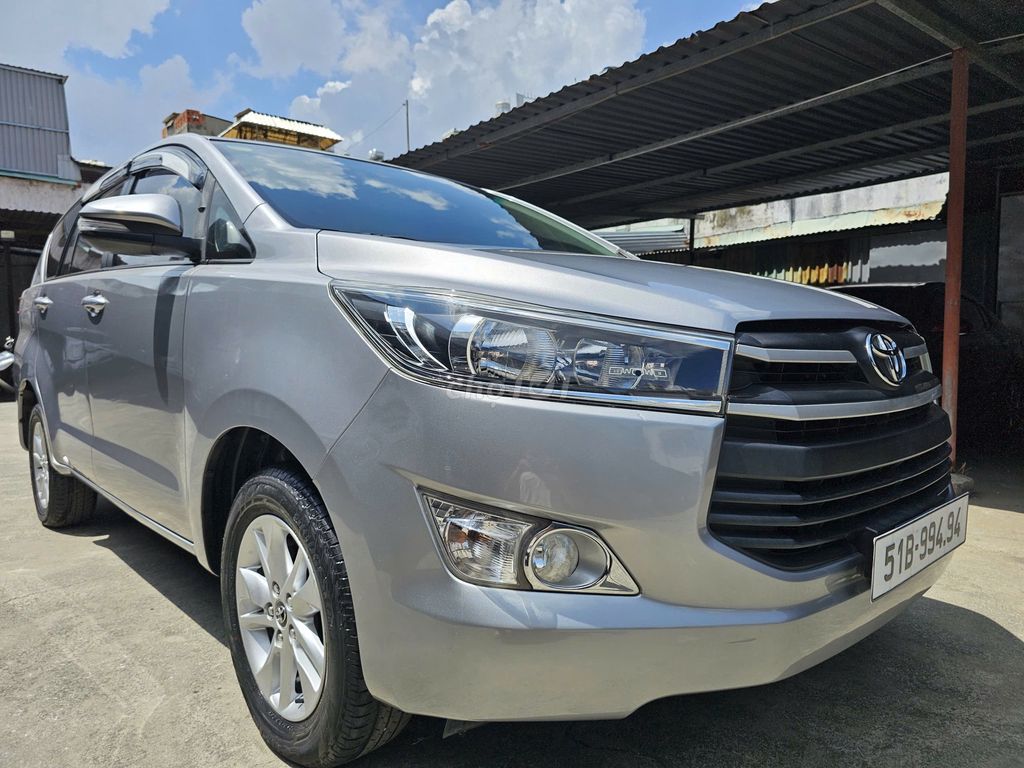 Toyota Innova 2017 photo 2