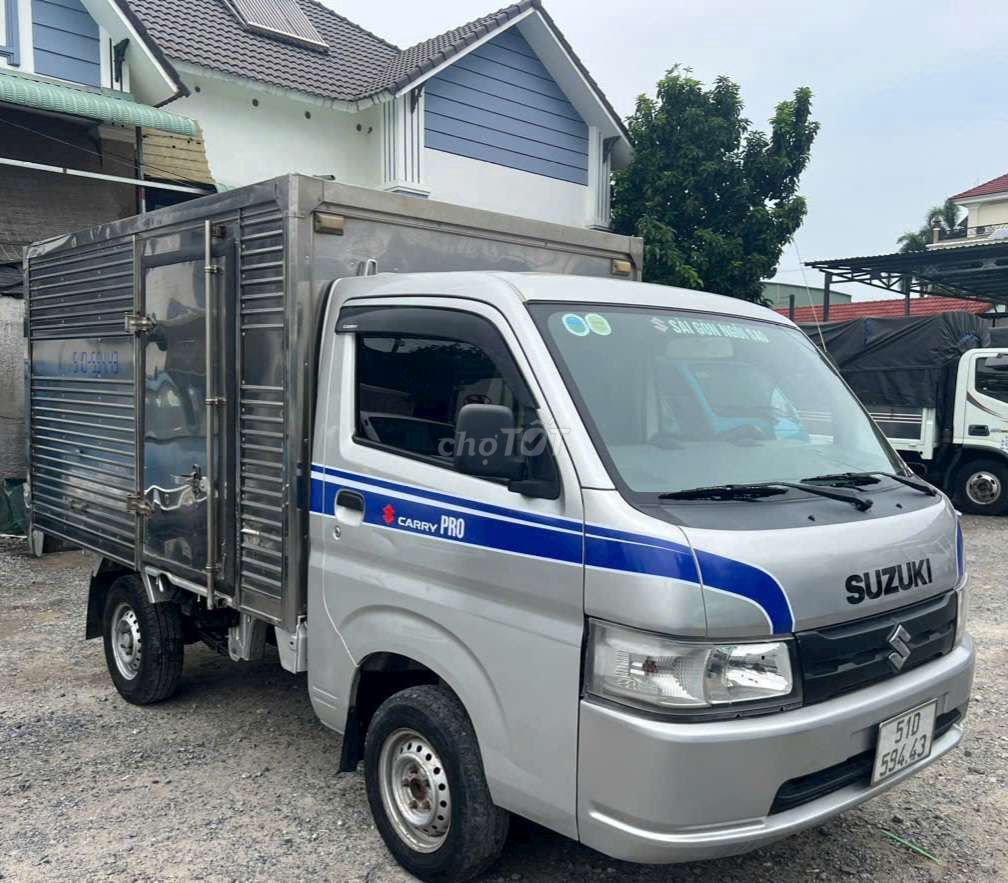 Bán gấp Suzuki 700kg đời 2021 thùng kín 2m7. Mua bán Xe tải, xe ben tại Thành phố Thuận An Bình Dương được đăng bởi Hồ Xe Tải hình 1