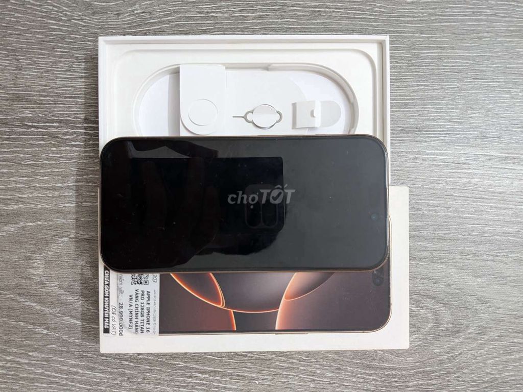Apple iPhone 16 Pro Vàng như mới. Mua bán Điện thoại tại Quận Hoàn Kiếm Hà Nội được đăng bởi Lương Sơn Tùng hình 1