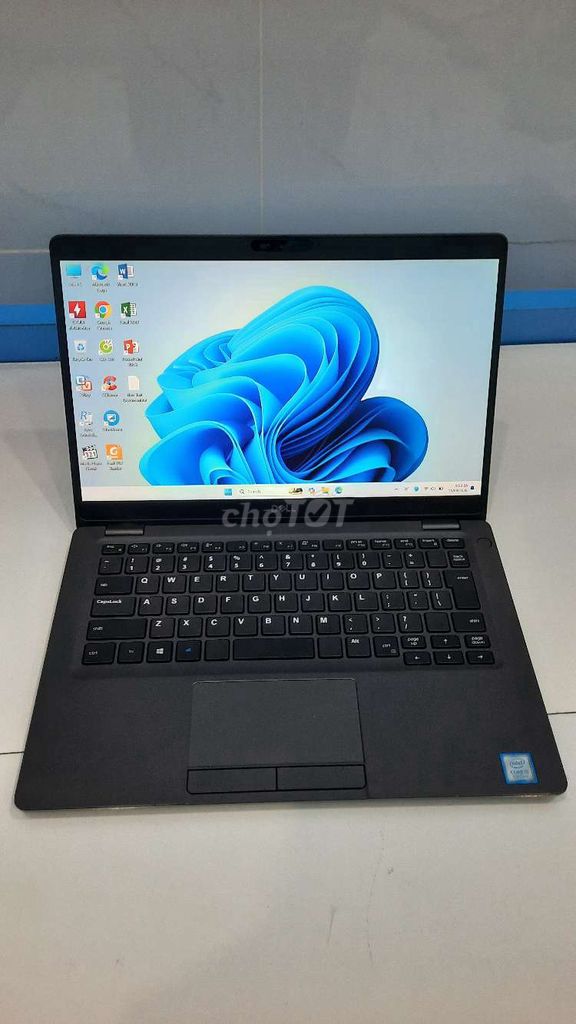 Dell Latitude 5300 i5 Gen 8 8GB/256GB. Mua bán Laptop tại Thị xã Bến Cát Bình Dương được đăng bởi Phuc hình 1
