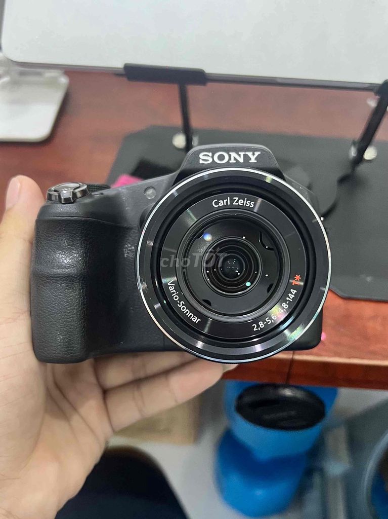 Cần tiền bán gấp Máy ảnh Sony HX200V. Mua bán Máy ảnh, Máy quay tại Thị xã Bến Cát Bình Dương được đăng bởi Duytaj hình 1