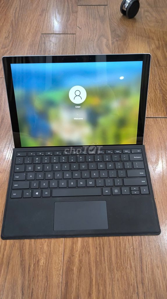 Thanh lý Surface Pro 7 i3 4GB/128GB Bạc. Mua bán Máy tính bảng tại Huyện Hoài Đức Hà Nội được đăng bởi Nguyễn Quyền hình 1