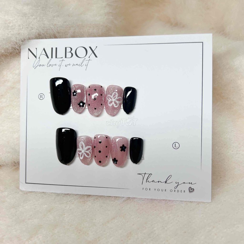 Nailbox có sẵn - vừa cá tính vừa nhẹ nhàng