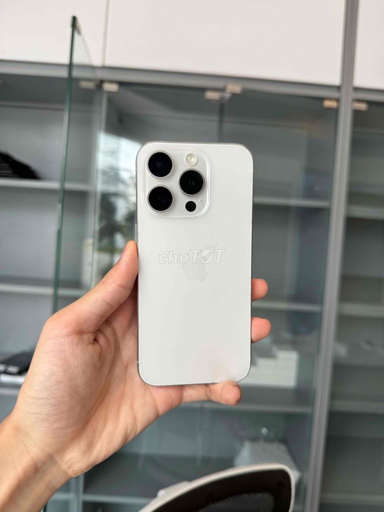 Apple iPhone 15 Pro 128GB Trắng Đã sử dụng. Mua bán Điện thoại tại Quận Lê Chân Hải Phòng được đăng bởi Nghiêm Thượng Mobile hình 1