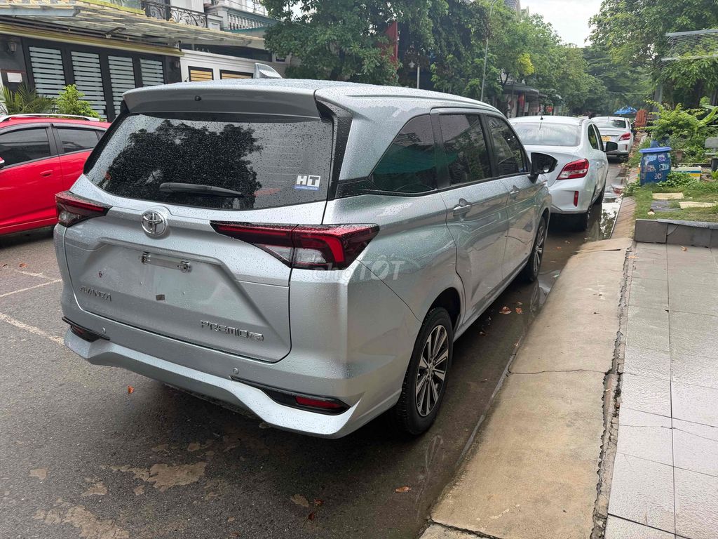 Toyota Avanza Premio 2022 photo 3