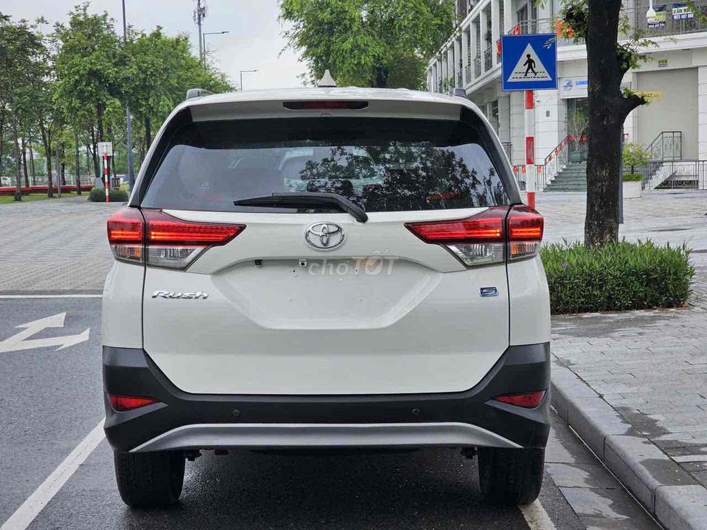 Toyota rush sx 2019 xe 7 chỗ đã lên nhiều đồ chơi. Mua bán Ô tô tại Quận Thanh Xuân Hà Nội được đăng bởi Thanh Biz Nguyễn Thái Auto hình 6